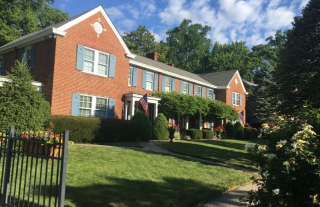 3871 Beech Street - 3871 Beech Street, Mariemont, OH 45227