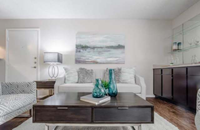 2658 Babcock Rd Gallery 1