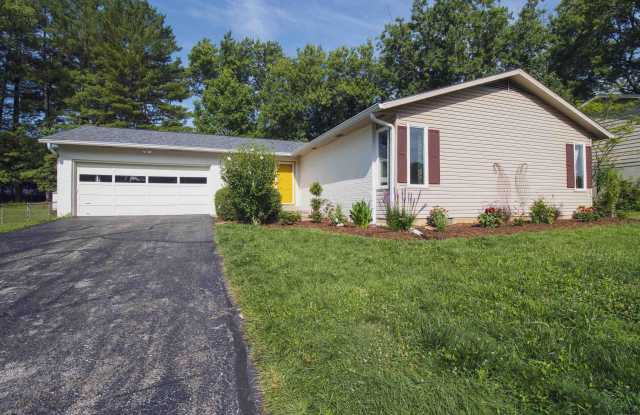 3626 S Kingsbury Avenue photos photos