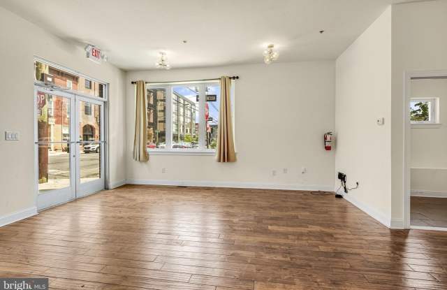 1848 N HANCOCK Street Gallery 4