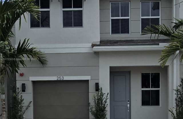 253 SW 170th Ave - 253 Southwest 170th Avenue, Pembroke Pines, FL 33027 253 SW 170th Ave - 253 Southwest 170th Avenue, Pembroke Pines, FL 33027