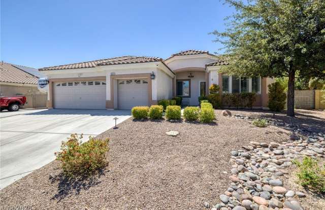 5317 Blue Evergreen Avenue Gallery 1