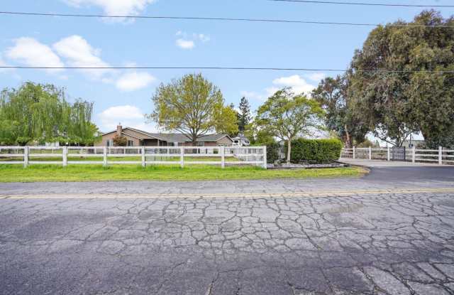Stunning Country property in Oakdale! photos photos