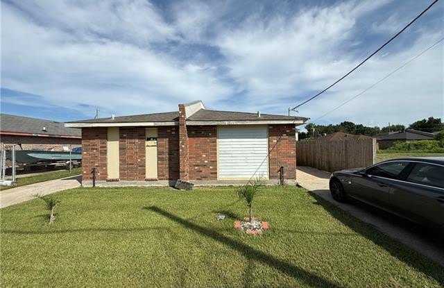 2925 DANIEL Drive photos photos
