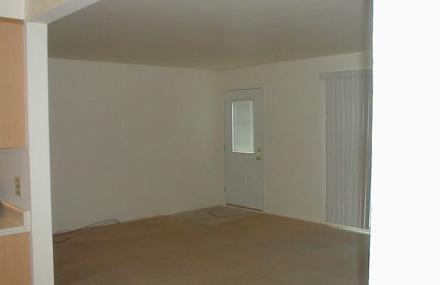 7915 163rd Court Gallery 2