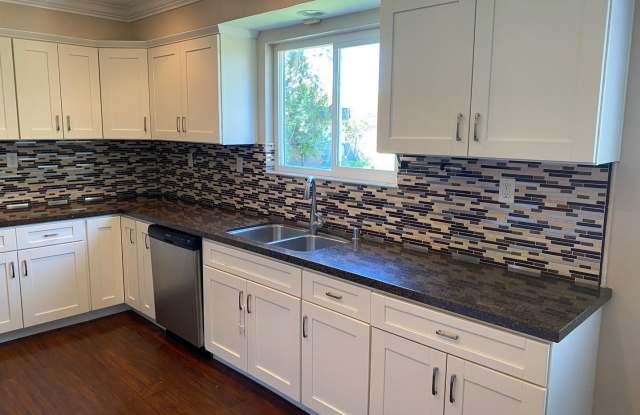 4749 Cochran St - 4749 Cochran Street, Simi Valley, CA 93063