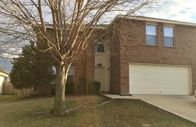 709 Poncho Lane - 709 Poncho Lane, Fort Worth, TX 76052