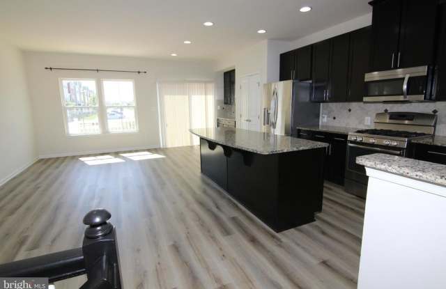 41757 CRIPPEN TER Gallery 4
