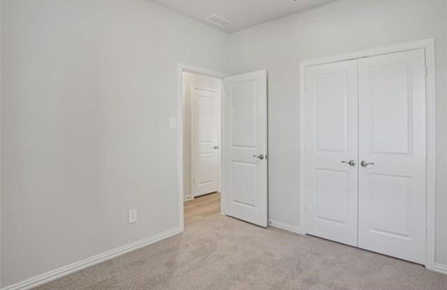 6004 Alderton Drive Gallery 4