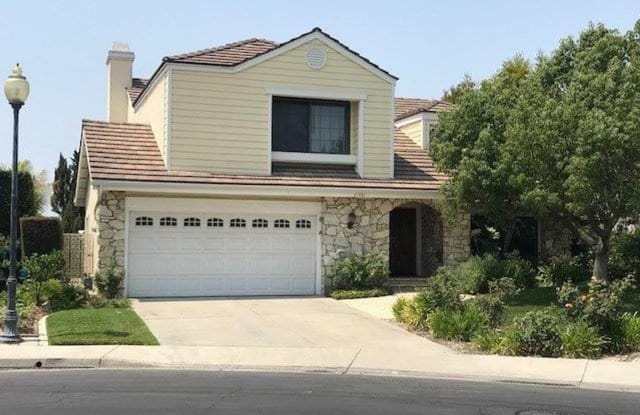 21981 Grass Valley - 21981 Grass-Valley, Mission Viejo, CA 92692