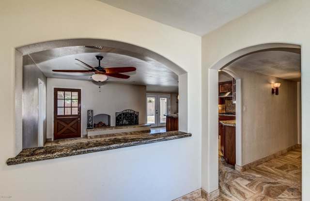 3346 E Cochise Drive Gallery 3