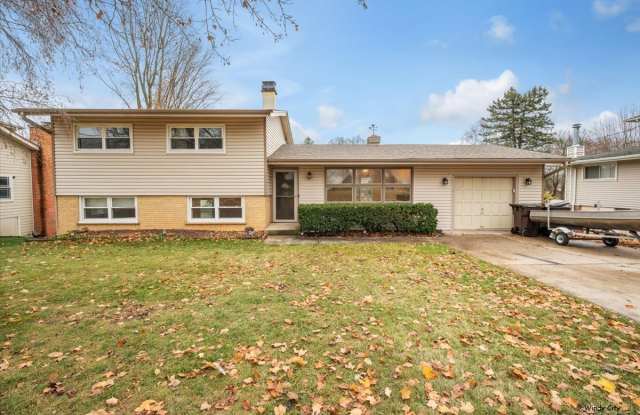 3008 BLARNEYSTONE Lane - 3008 Blarney Stone Lane, McHenry County, IL 60013