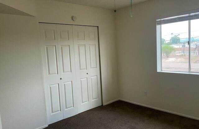 1809 N Spring Gallery 4