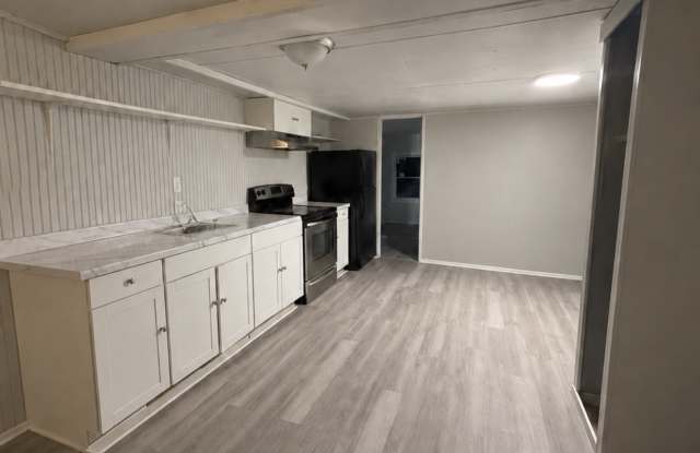 77010 Deer Ln, Unit 13 Gallery 2