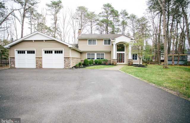 11 PONTIAC DRIVE Gallery 2