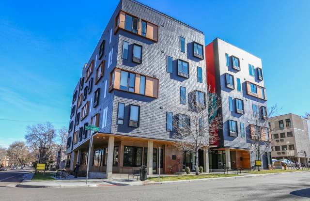 The Economist Apartment Homes Gallery 2