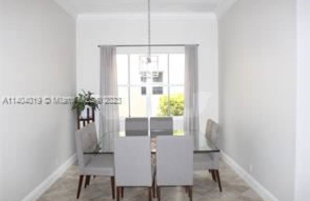 1342 Crossbill Ct Gallery 4