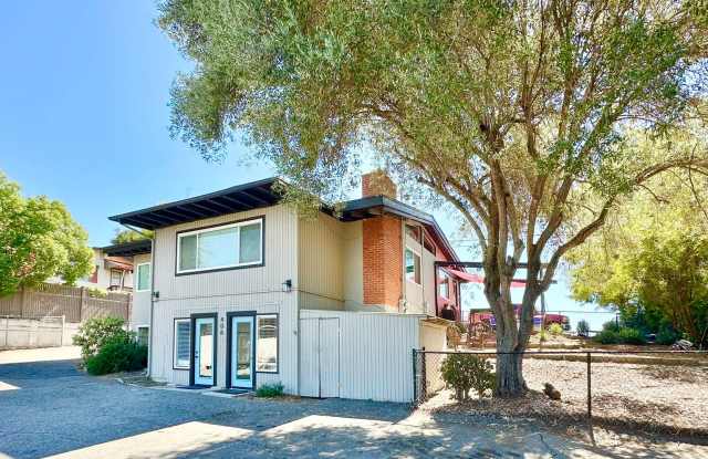 Upgraded  Remodeled Unit in Fallbrook! HUGE Open Layout and Floor Plan, Minutes to Everything! photos photos