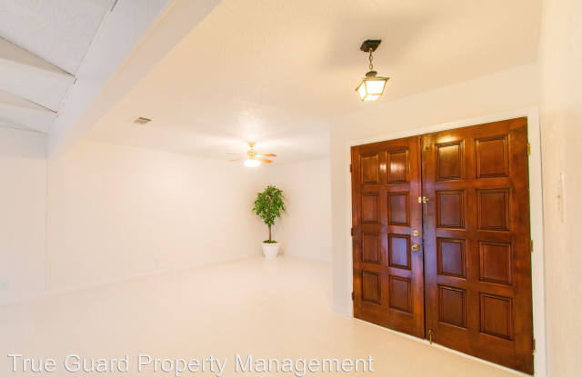 2137 Shady Grove Dr. Gallery 3