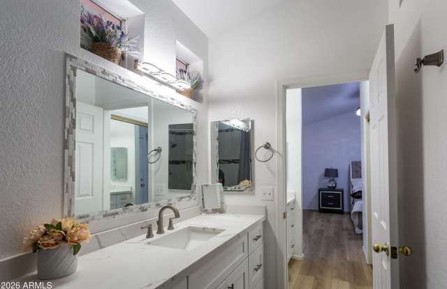 11015 W Laurelwood Lane Gallery 2