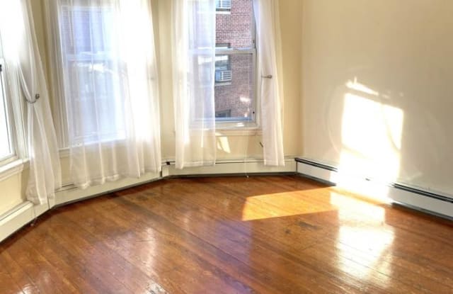 5 Washburn Ter. - 5 Washburn Terrace, Brookline, MA 02446