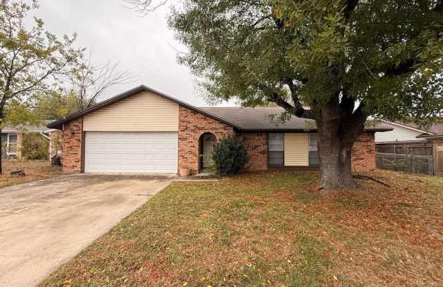 RENT REDUCTION - AVAILABLE NOW! photos photos