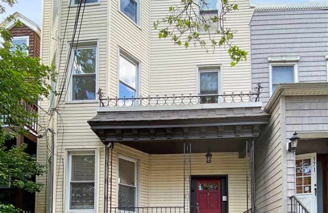 169 OGDEN AVE - 169 Ogden Ave, Jersey City, NJ 07307