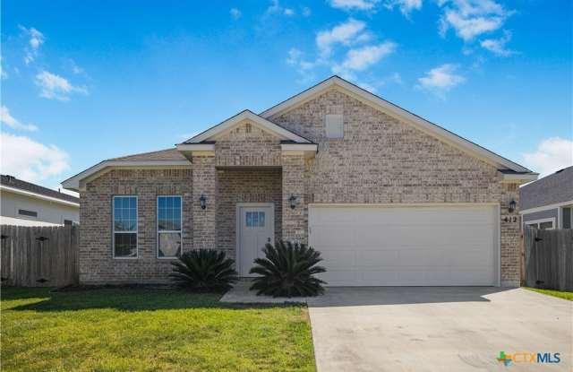 412 Brushy Creek - 412 Brushy Creek, Victoria, TX 77904