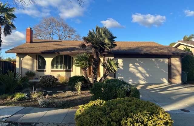 Beautiful 4 bed 2 bath home in Sunnyvale. Must see! - 705 Carlisle Way, Sunnyvale, CA 94087