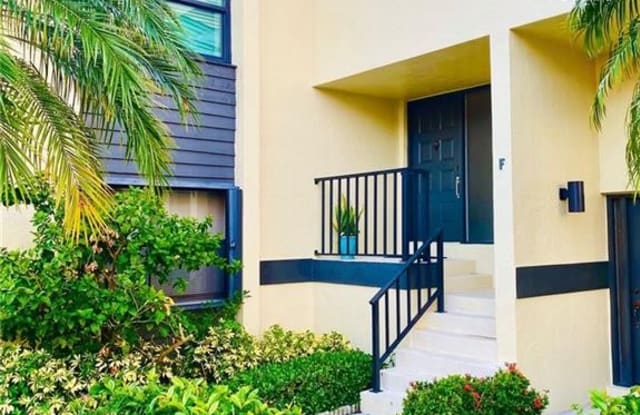 3961 SW Greenwood Way - 3961 Southwest Greenwood Way, Palm City, FL 34990