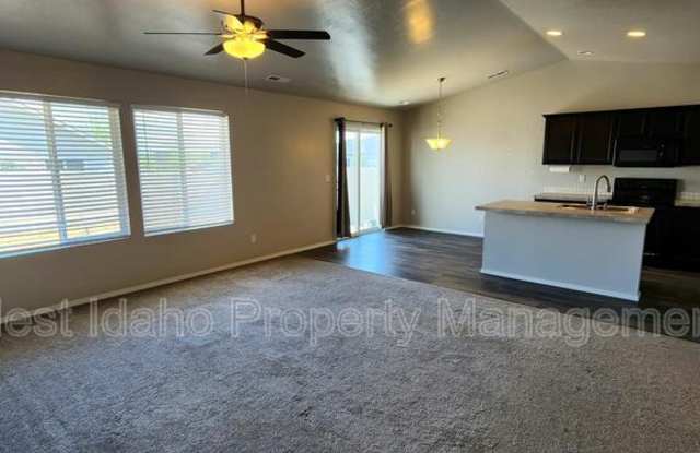 11356 West Colorado River Street Gallery 4