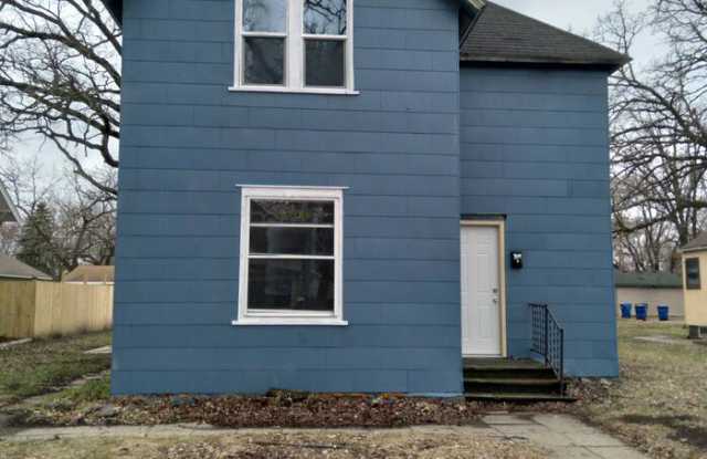 225 3rd Avenue Northeast - 225 3rd Avenue Northeast, St. Cloud, MN 56304