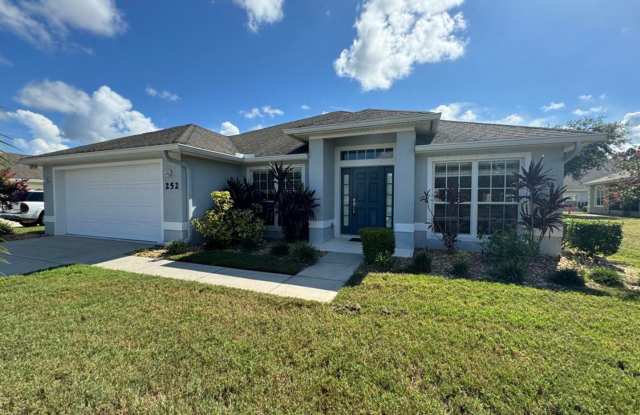 Beautiful 3 Bedroom Home in LPGA! Gallery 1