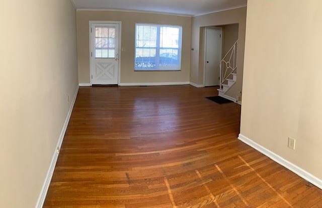 2117 Harwitch Rd. Gallery 2