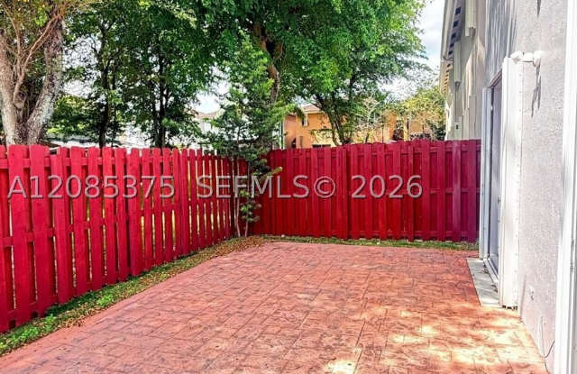 16042 SW 86th Ln Gallery 4