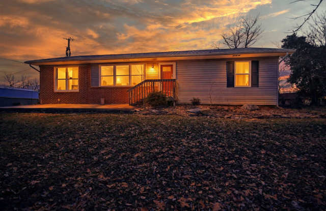 108 Cottonwood Dr, Greeneville, TN 37745 photos photos