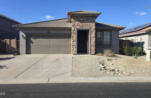 7558 W SPUR Drive Gallery 1