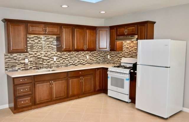 61 Mountainview Blvd photos photos