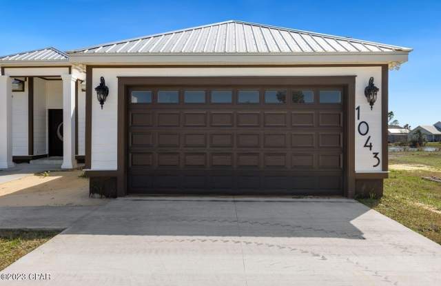 1043 Plantation Drive Gallery 3