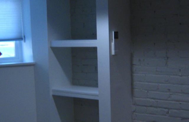 2000 N CALVERT STREET Gallery 4