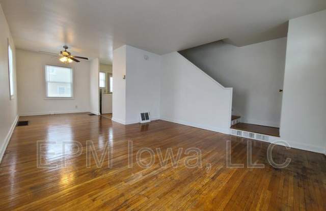 243 Madison Street Gallery 4