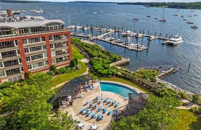341 Thames Street photos photos