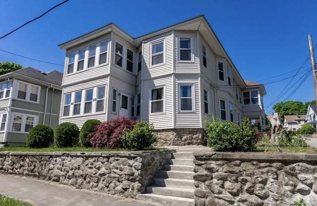 541 South Broadway photos photos