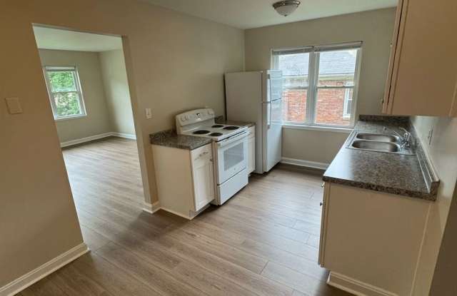 2711 Brownsboro Rd photos photos