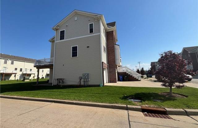 1913 E 86 Street Gallery 3