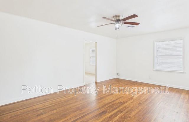 4308 S. Jackson Gallery 4