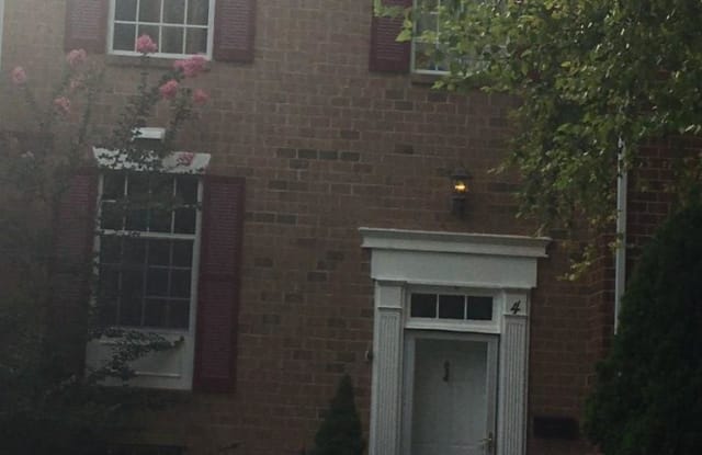 4 CROTONA COURT - 4 Crotona Court, Mays Chapel, MD 21093