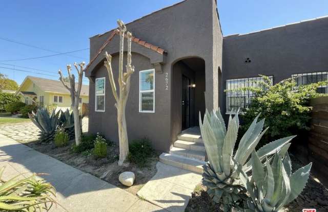 2672 Cimarron St photos photos