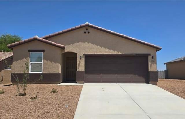 2109 E Crystal Drive Gallery 1