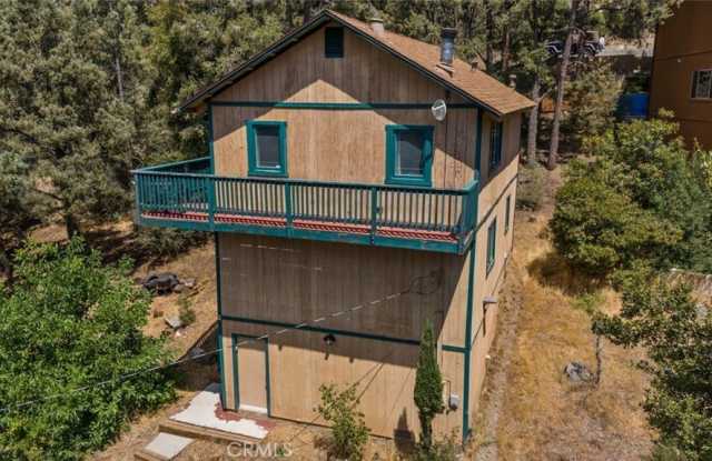 2304 Woodland Drive photos photos